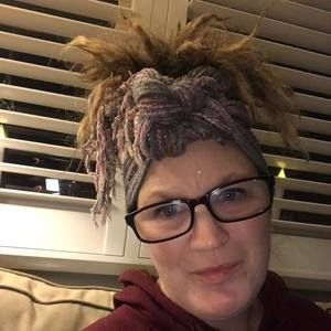 Meet your Posher, Karin